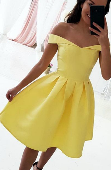 Yellow Satin V-neck Off Shoulder Prom Dresses Short Homecoming Dresses HZ1023